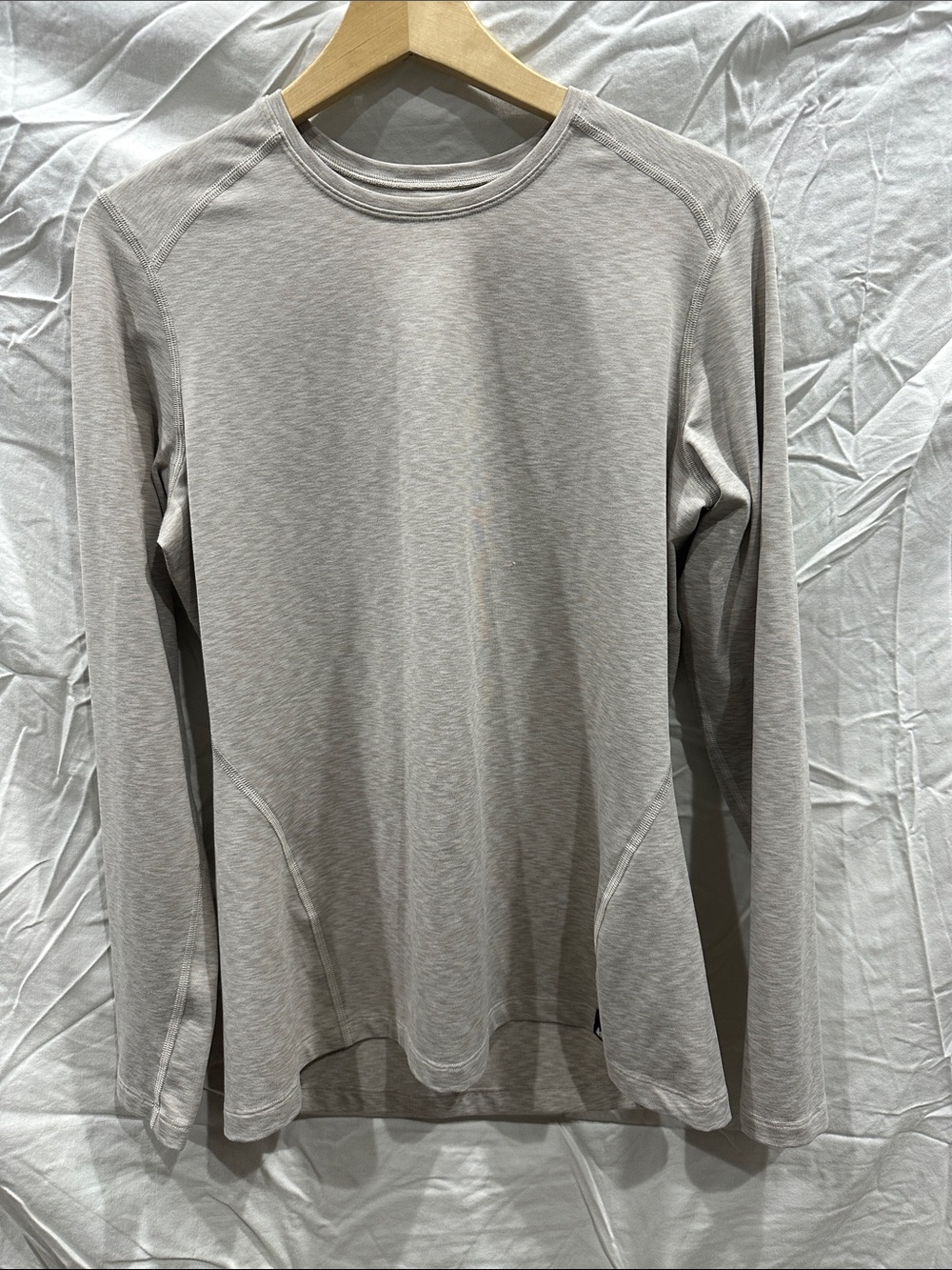 REI women’s Light Heather Cream Long-Sleeve Crew Shirt